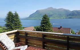 Holiday Home Kvernesfjorden